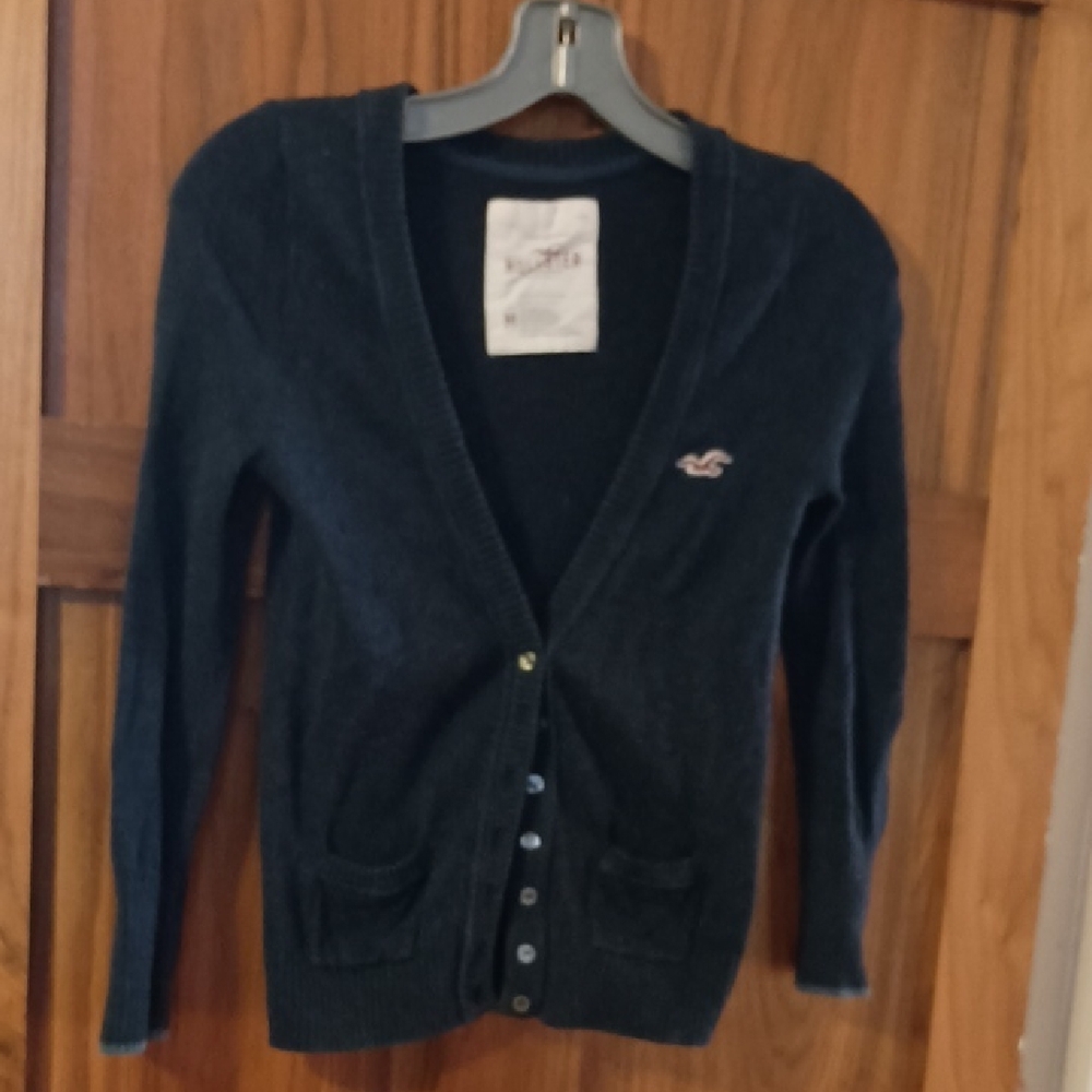 Hollister Navy Blue V‑Neck Button Cardigan